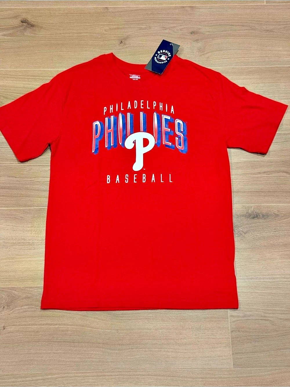 Genuine Merchandise Philadelphia Phillies Baseball T-Shirt Phillies Baseball Red